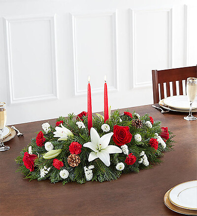 Traditional Christmas Centerpiece