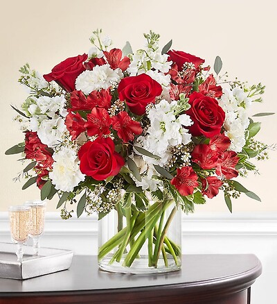 Crimson Rose&amp;trade; Bouquet