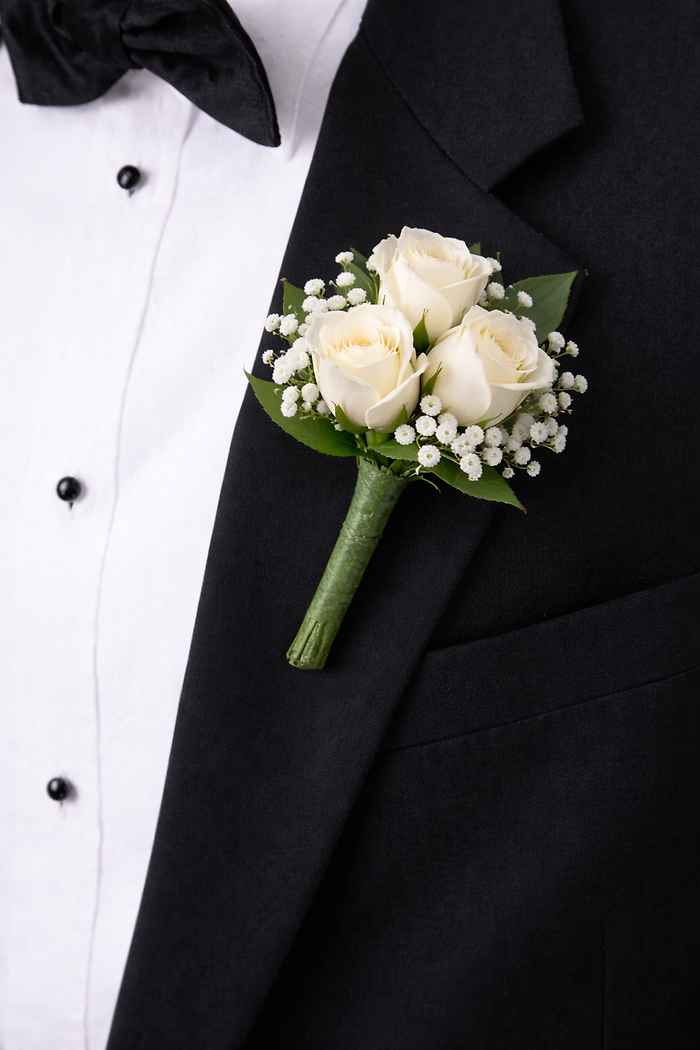Spray Rose Boutonniere